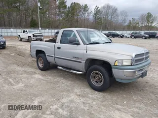 1999 Dodge 1500 z VIN 3B7HC16Y8XM509872, wystawiony jako IAAI lot #41731022 z przebiegiem Nie podano mil oraz . Historia ofert i sprzedaży dostępna na DreamBid. Obrazek 1.