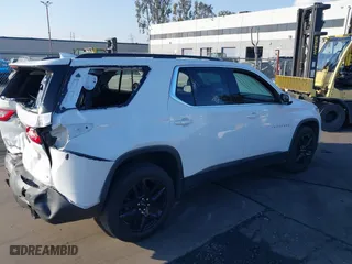 2019 Chevrolet Traverse LT Leather with VIN 1GNERHKW9KJ202609, listed as a IAAI auction lot 41461182 with 62,436 mi miles. Bid and sale history available at carsss.com. Image 4.