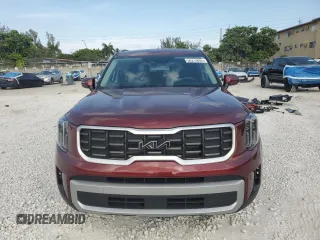 2023 Kia Telluride S with VIN 5XYP64GC5PG357330, listed as a Copart auction lot 50215895 with 29,245 mi miles and Salvage Title. Bid and sale history available at DreamBid. Image 5.