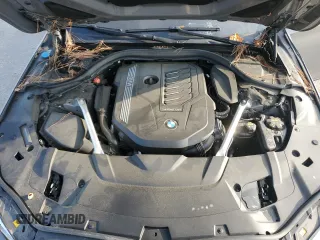 2020 BMW 7 Series 740i xDrive z VIN WBA7T4C02LGF97205, wystawiony jako Copart lot #69569084 z przebiegiem Nie podano mil oraz Szkoda całkowita • Salvage title. Historia ofert i sprzedaży dostępna na DreamBid. Obrazek 11.