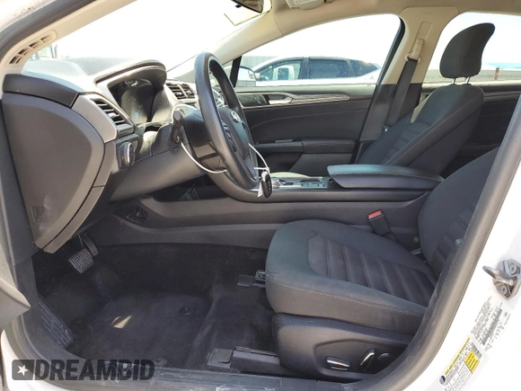2017 Ford Fusion SE с VIN 3FA6P0H78HR297270, выставлен на аукционе Copart как лот 53553895 с пробегом 143 994 миль миль и Списание • Salvage title. История ставок и продаж доступна на DreamBid. Изображение 7.