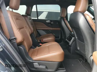 2022 Lincoln Aviator Reserve z VIN 5LM5J7WC2NGL17296, wystawiony jako Copart lot #48116645 z przebiegiem 39 385 mil mil oraz Szkoda całkowita • Salvage title. Historia ofert i sprzedaży dostępna na DreamBid. Obrazek 10.