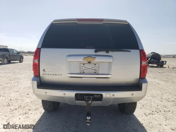2013 Chevrolet Suburban LT with VIN 1GNSKJE74DR366339, listed as a Copart auction lot 47167315 with 113,106 mi miles and Salvage Title. Bid and sale history available at carsss.com. Image 6.