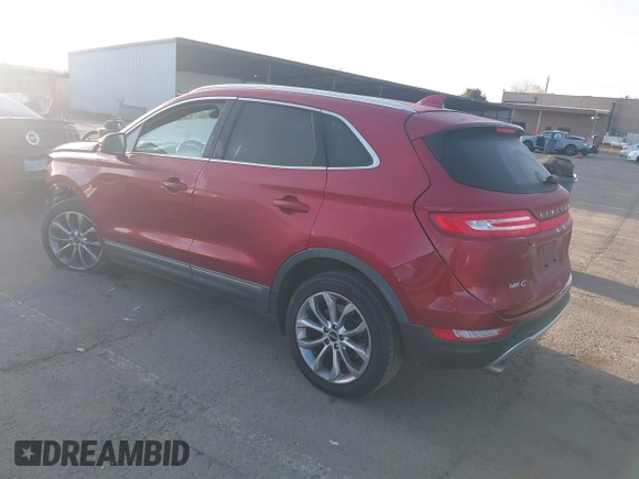 2015 Lincoln MKC with VIN 5LMCJ1A99FUJ09130, listed as a IAAI auction lot 41831811 with 125,804 mi miles. Bid and sale history available at carsss.com. Image 3.
