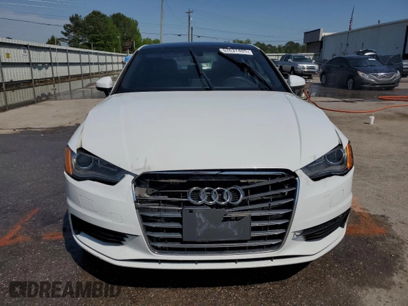2015 Audi S3 Premium Plus z VIN WAUBFGFF7F1083342, wystawiony jako Copart lot #53637405 z przebiegiem 150 066 mil mil oraz Szkoda całkowita • Salvage title. Historia ofert i sprzedaży dostępna na DreamBid. Obrazek 5.