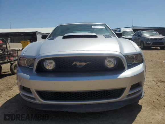 2014 Ford Mustang V6 with VIN 1ZVBP8EM1E5267136, listed as a Copart auction lot 58243345 with 62,751 mi miles and Salvage title. Bid and sale history available at DreamBid. Image 5.