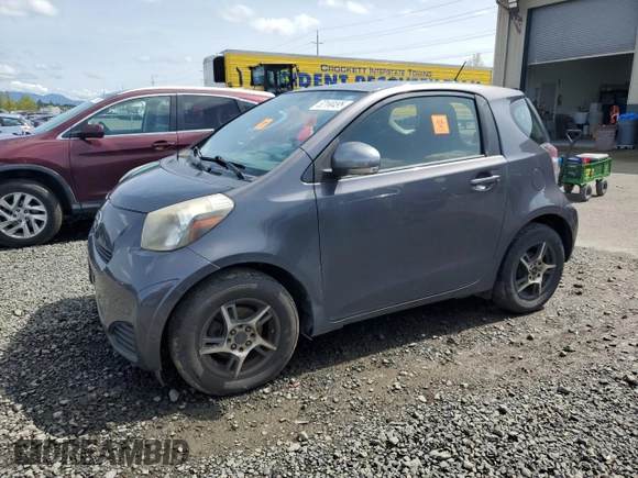 2012 Scion iQ z VIN JTNJJXB05CJ012193, wystawiony jako Copart lot #52180495 z przebiegiem Nie podano mil oraz Szkoda całkowita • Salvage title. Historia ofert i sprzedaży dostępna na DreamBid. Obrazek 1.