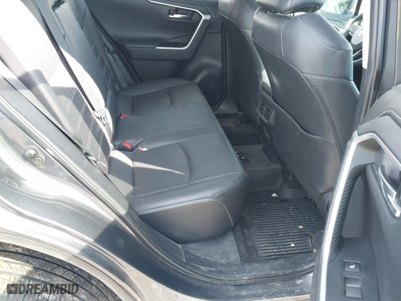 2019 Toyota RAV4 Limited with VIN 2T3N1RFV9KW078334, listed as a IAAI auction lot 41807709 with 67,824 mi miles. Bid and sale history available at carsss.com. Image 8.