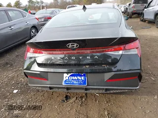 2024 Hyundai Elantra SEL with VIN KMHLM4DG8RU849231, listed as a IAAI auction lot 40867879 with 763 mi miles and . Bid and sale history available at DreamBid. Image 16.