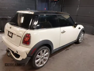 2010 MINI Hardtop S with VIN WMWMF7C5XATX41382, listed as a IAAI auction lot 40558359 with 96,158 mi miles and . Bid and sale history available at DreamBid. Image 4.