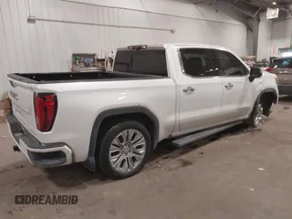 2020 GMC Sierra 1500 Denali z VIN 1GTU9FEL9LZ116486, wystawiony jako IAAI lot #41392384 z przebiegiem 61 283 mil mil oraz . Historia ofert i sprzedaży dostępna na DreamBid. Obrazek 4.