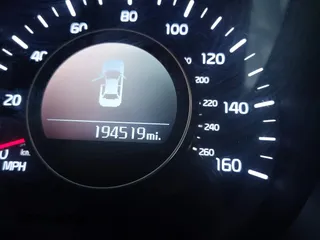 2014 Kia Optima LX with VIN KNAGM4A70E5482966, listed as a IAAI auction lot 42109539 with 194,519 mi miles and . Bid and sale history available at carsss.com. Image 7.