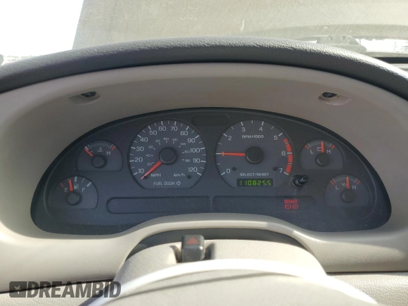 2002 Ford Mustang Deluxe with VIN 1FAFP44462F174929, listed as a Copart auction lot 61975925 with 110,825 mi miles and Salvage title. Bid and sale history available at DreamBid. Image 9.