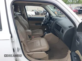 2012 Jeep Patriot Limited with VIN 1C4NJRCBXCD588619, listed as a IAAI auction lot 42258542 with 162,604 mi miles and . Bid and sale history available at DreamBid. Image 5.