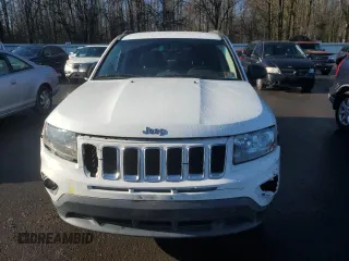 2017 Jeep Compass Sport SE with VIN 1C4NJCBA5HD124764, listed as a Copart auction lot 86616914 with 148,234 mi miles and Salvage title. Bid and sale history available at DreamBid. Image 5.