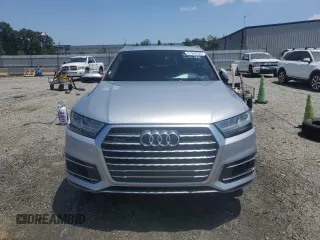 2017 Audi Q7 Prestige with VIN WA1VAAF7XHD059360, listed as a Copart auction lot 61988625 with 149,708 mi miles and Clean title. Bid and sale history available at DreamBid. Image 5.