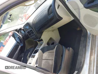 2012 Dodge Grand Caravan SXT with VIN 2C4RDGCG0CR284124, listed as a IAAI auction lot 42103224 with 131,691 mi miles and . Bid and sale history available at DreamBid. Image 5.