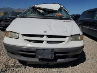 2000 Dodge Caravan SE with VIN 1B4GP44R8YB749846, listed as a Copart auction lot 67656204 with Not Provided miles and Non Repairable. Bid and sale history available at carsss.com. Image 5.