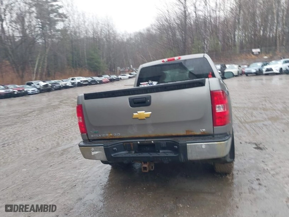 2012 Chevrolet Silverado 1500 LT with VIN 1GCRKSE74CZ206988, listed as a IAAI auction lot 41817685 with 171,829 mi miles. Bid and sale history available at carsss.com. Image 16.