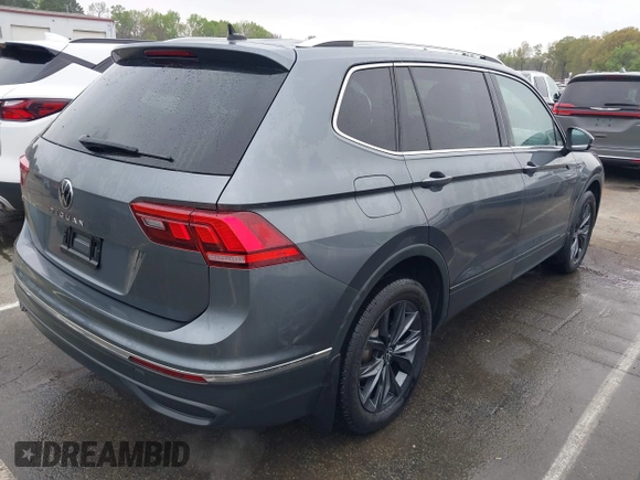 2022 Volkswagen Tiguan SE with VIN 3VV3B7AX7NM008114, listed as a IAAI auction lot 41843315 with 42,016 mi miles and . Bid and sale history available at DreamBid. Image 4.