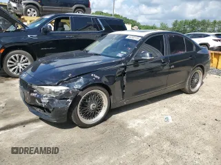 2015 BMW 3 Series 328i xDrive z VIN WBA3B5C59FP653564, wystawiony jako Copart lot #64702115 z przebiegiem 92 821 mil mil oraz Szkoda całkowita • Salvage title. Historia ofert i sprzedaży dostępna na DreamBid. Obrazek 1.