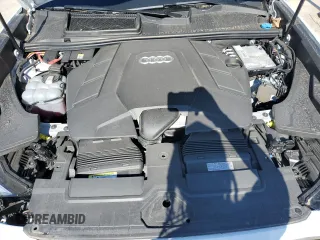 2021 Audi Q8 Premium Plus z VIN WA1EVAF17MD032644, wystawiony jako Copart lot #50884135 z przebiegiem 53 866 mil mil oraz Szkoda całkowita • Salvage title. Historia ofert i sprzedaży dostępna na DreamBid. Obrazek 12.