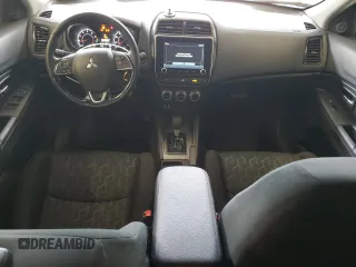 2024 Mitsubishi Outlander S z VIN JA4ARUAU3RU011318, wystawiony jako Copart lot #57679855 z przebiegiem 25 882 mil mil oraz Szkoda całkowita • Salvage title. Historia ofert i sprzedaży dostępna na DreamBid. Obrazek 8.