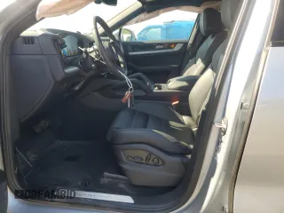 2025 Porsche Cayenne with VIN WP1BA2AY2SDA30021, listed as a Copart auction lot 61084695 with Not provided miles and Salvage title. Bid and sale history available at DreamBid. Image 7.