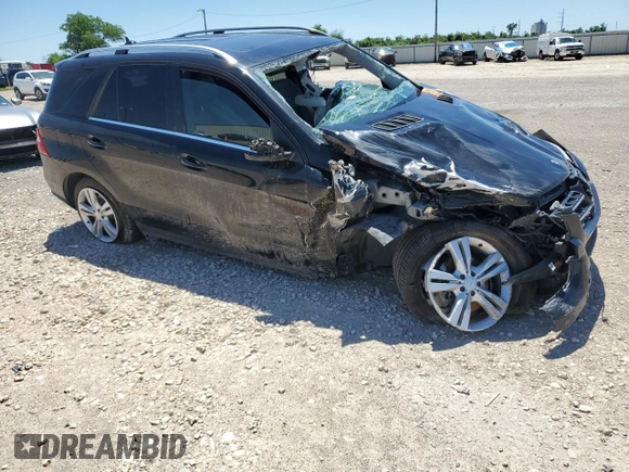 2014 Mercedes-Benz M 350 z VIN 4JGDA5HBXEA315550, wystawiony jako Copart lot #53982265 z przebiegiem Nie podano mil oraz Szkoda całkowita • Salvage title. Historia ofert i sprzedaży dostępna na DreamBid. Obrazek 4.