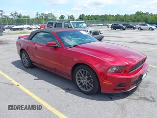 2014 Ford Mustang V6 with VIN 1ZVBP8EM4E5331248, listed as a IAAI auction lot 42202978 with 89,205 mi miles and . Bid and sale history available at DreamBid. Image 1.