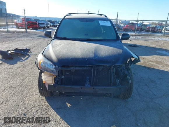 2008 Toyota RAV4 Sport с VIN JTMZK32V085018444, выставлен на аукционе IAAI как лот 41366927 с пробегом 204 453 миль миль и . История ставок и продаж доступна на DreamBid. Изображение 13.
