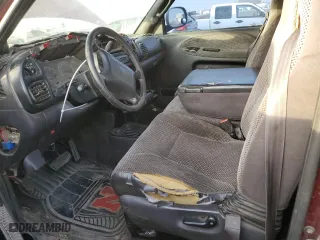 2000 Dodge Ram 1500 with VIN 3B7HF13Z9YG149645, listed as a Copart auction lot 87197624 with 244,846 mi miles and Salvage Title. Bid and sale history available at carsss.com. Image 7.