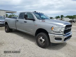 2022 Ram 3500 Tradesman with VIN 3C63RRGL7NG112988, listed as a Copart auction lot 53394924 with 233,707 mi miles and Clean Title. Bid and sale history available at carsss.com. Image 4.