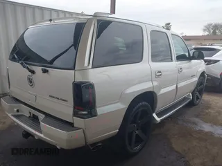 2004 Cadillac Escalade с VIN 1GYEK63N44R189287, выставлен на аукционе IAAI как лот 41761942 с пробегом 276 121 миль миль и . История ставок и продаж доступна на DreamBid. Изображение 4.