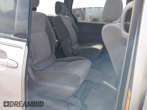 2007 Toyota Sienna CE with VIN 5TDZK23C47S038552, listed as a IAAI auction lot 42209948 with 283,859 mi miles and . Bid and sale history available at carsss.com. Image 8.