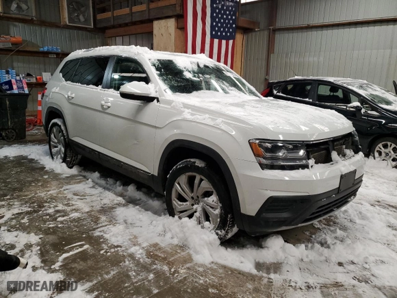 2018 Volkswagen Atlas 3.6L V6 S with VIN 1V2GR2CA1JC529041, listed as a Copart auction lot 89171645 with 132,498 mi miles and Salvage Title. Bid and sale history available at carsss.com. Image 4.