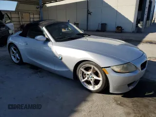 2006 BMW Z4 3.0si with VIN 4USBU53526LX00833, listed as a Copart auction lot 43766645 with 139,402 mi miles and Clean title. Bid and sale history available at DreamBid. Image 4.