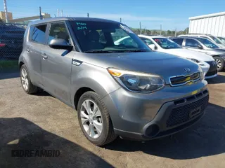 2015 Kia Soul + with VIN KNDJP3A59F7171924, listed as a IAAI auction lot 41871820 with 84,178 mi miles. Bid and sale history available at carsss.com. Image 1.
