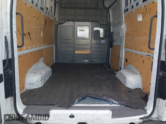 2021 Nissan NV Cargo SV z VIN 1N6BF0LY1MN806850, wystawiony jako IAAI lot #41500860 z przebiegiem 94 928 mil mil oraz . Historia ofert i sprzedaży dostępna na DreamBid. Obrazek 20.