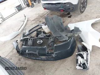 2018 Nissan NV Cargo S z VIN 1N6BF0KY8JN801254, wystawiony jako IAAI lot #42172812 z przebiegiem 117 602 mil mil oraz . Historia ofert i sprzedaży dostępna na DreamBid. Obrazek 12.