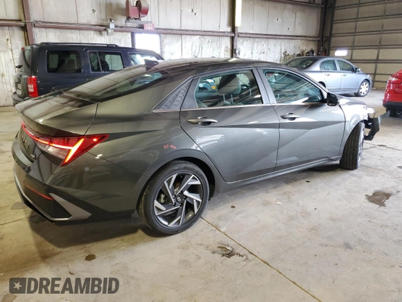 2024 Hyundai Elantra Limited с VIN KMHLN4DJ5RU106678, выставлен на аукционе Copart как лот 53912955 с пробегом 13 453 миль миль и Списание • Salvage title. История ставок и продаж доступна на DreamBid. Изображение 3.