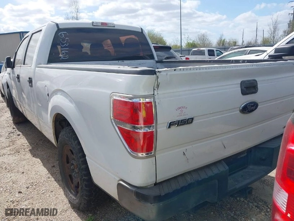 2013 Ford F-150 XL with VIN 1FTFW1CF0DKG53162, listed as a IAAI auction lot 41606056 with 235,932 mi miles. Bid and sale history available at carsss.com. Image 3.