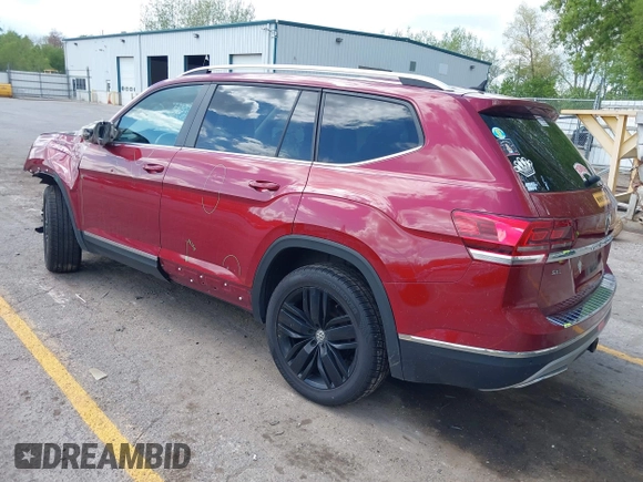 2018 Volkswagen Atlas SEL with VIN 1V2MR2CA3JC569544, listed as a IAAI auction lot 42271392 with 123,960 mi miles and . Bid and sale history available at DreamBid. Image 3.