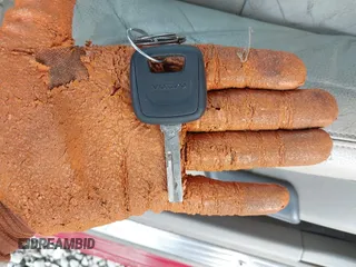 2001 Volvo V40 с VIN YV1VW295X1F632284, выставлен на аукционе IAAI как лот 42426338 с пробегом 161 048 миль миль и . История ставок и продаж доступна на DreamBid. Изображение 11.