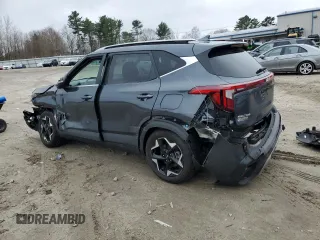 2024 Kia Seltos EX z VIN KNDERCAA2R7639280, wystawiony jako Copart lot #51121135 z przebiegiem 9 854 mil mil oraz Szkoda całkowita • Salvage title. Historia ofert i sprzedaży dostępna na DreamBid. Obrazek 2.