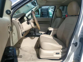 2011 Ford Escape Limited z VIN 1FMCU0EG2BKC70972, wystawiony jako Copart lot #58981605 z przebiegiem 120 117 mil mil oraz Szkoda całkowita • Salvage title. Historia ofert i sprzedaży dostępna na DreamBid. Obrazek 7.
