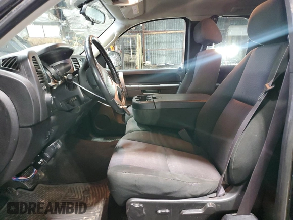 2011 Chevrolet Silverado 1500 LT with VIN 1GCRKSE32BZ449713, listed as a Copart auction lot 55201895 with 163,450 mi miles and Salvage Title. Bid and sale history available at DreamBid. Image 7.