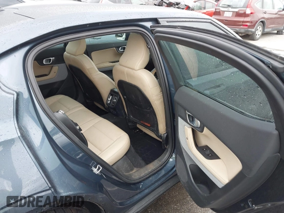 2022 Polestar 2 z VIN LPSED3KA0NL072994, wystawiony jako IAAI lot #41722564 z przebiegiem 44 897 mil mil oraz . Historia ofert i sprzedaży dostępna na DreamBid. Obrazek 8.