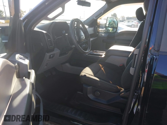 2018 Ford F-150 XL z VIN 1FTEX1CP2JKC54637, wystawiony jako IAAI lot #42520806 z przebiegiem 79 730 mil mil oraz . Historia ofert i sprzedaży dostępna na DreamBid. Obrazek 5.