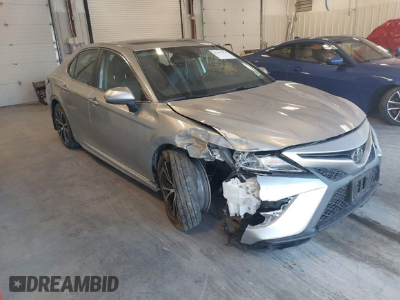 2020 Toyota Camry SE z VIN 4T1G11AK5LU350329, wystawiony jako IAAI lot #41617963 z przebiegiem 75 980 mil mil oraz . Historia ofert i sprzedaży dostępna na DreamBid. Obrazek 1.